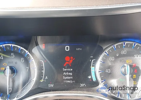 2017 Chrysler Pacifica Touring-L Plus z USA, uszkodzony, nr VIN 2C4RC1EGXHR592308